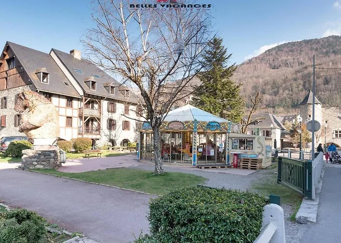 Pour 4 Proche Des Pistes Avec Parking Et Animaux Admis à - Fr-1-296-316 Appartement Saint-Lary-Soulan